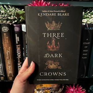 Three Dark Crowns | Hardcover